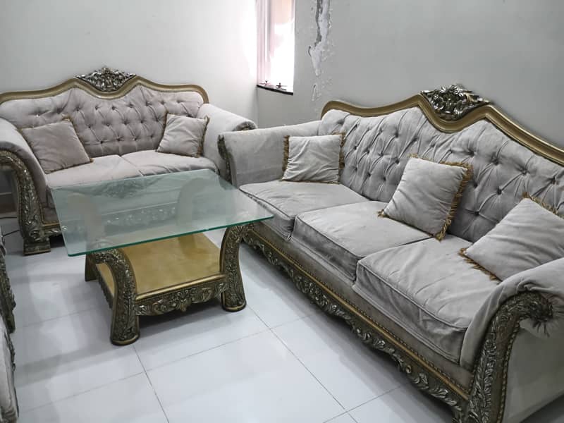 Sofa set 0