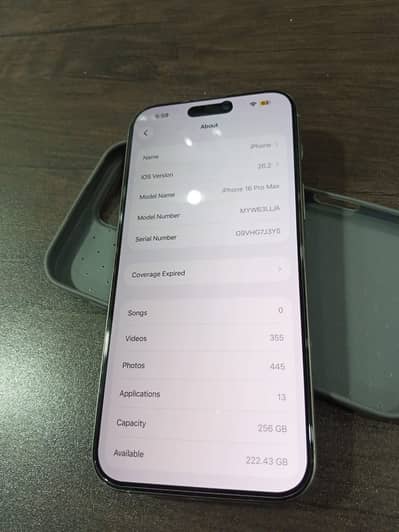 Iphone 16 pro max 10/10 Natural Titanium