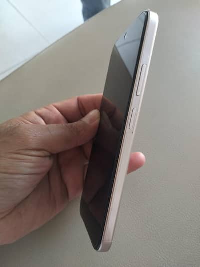 Oppo A6 8/256