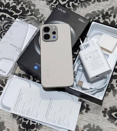 Vivo V70 5G PTA Approved 12/512gb Memory