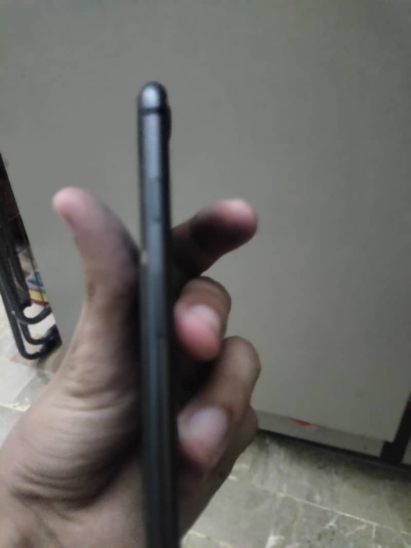 iphone 8 4