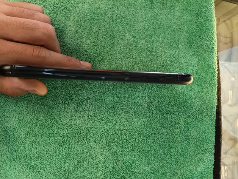 iphone xr 1
