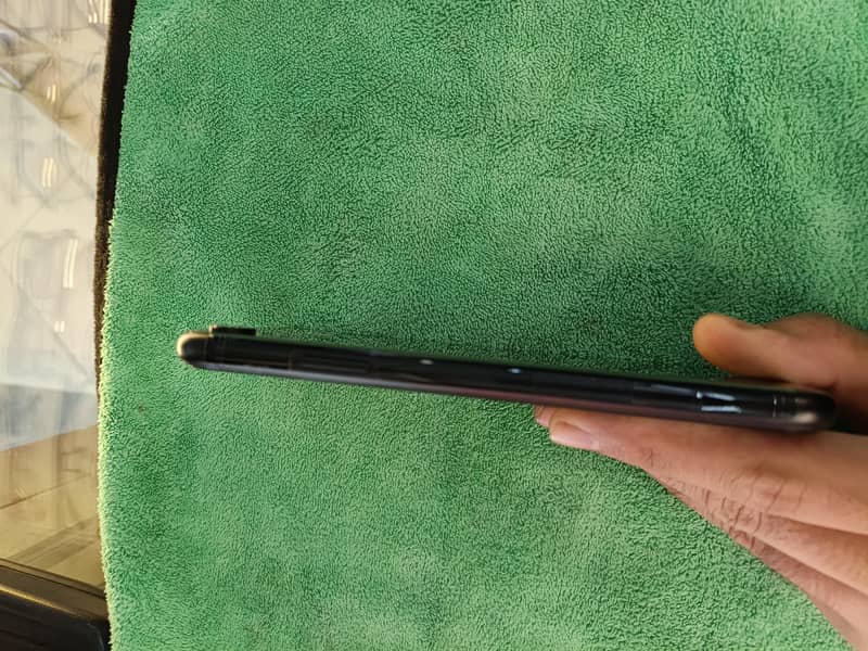iphone xr 3