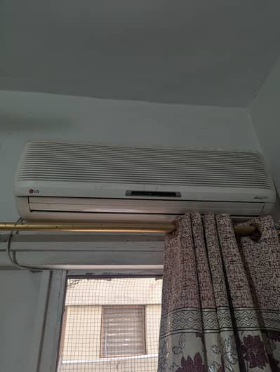 LG SPILIT UNIT