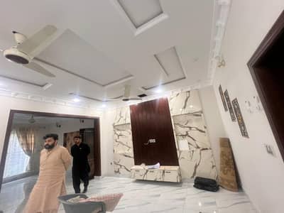 10 Marla House For Rent M Block Lda Avenue 1