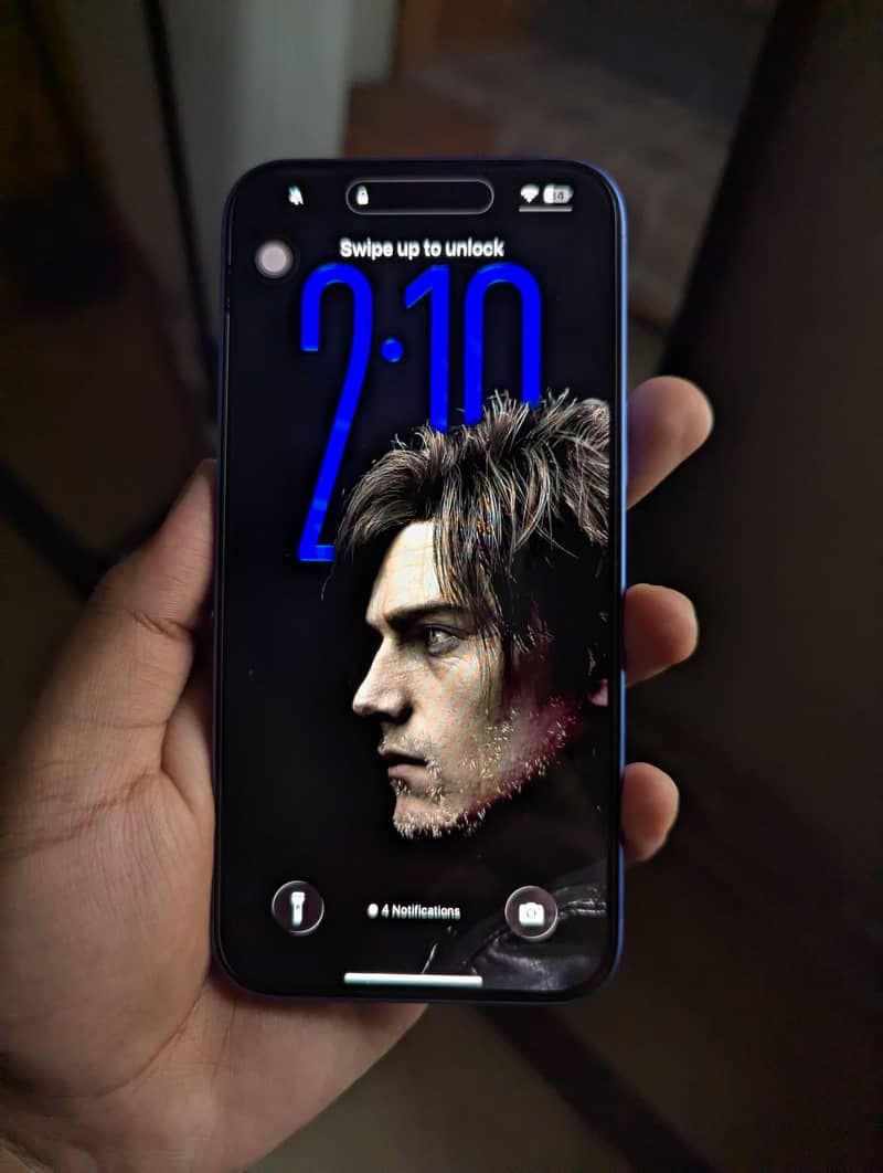 iPhone 16 Plus JV 1
