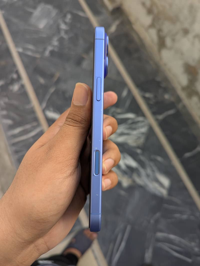 iPhone 16 Plus JV 5