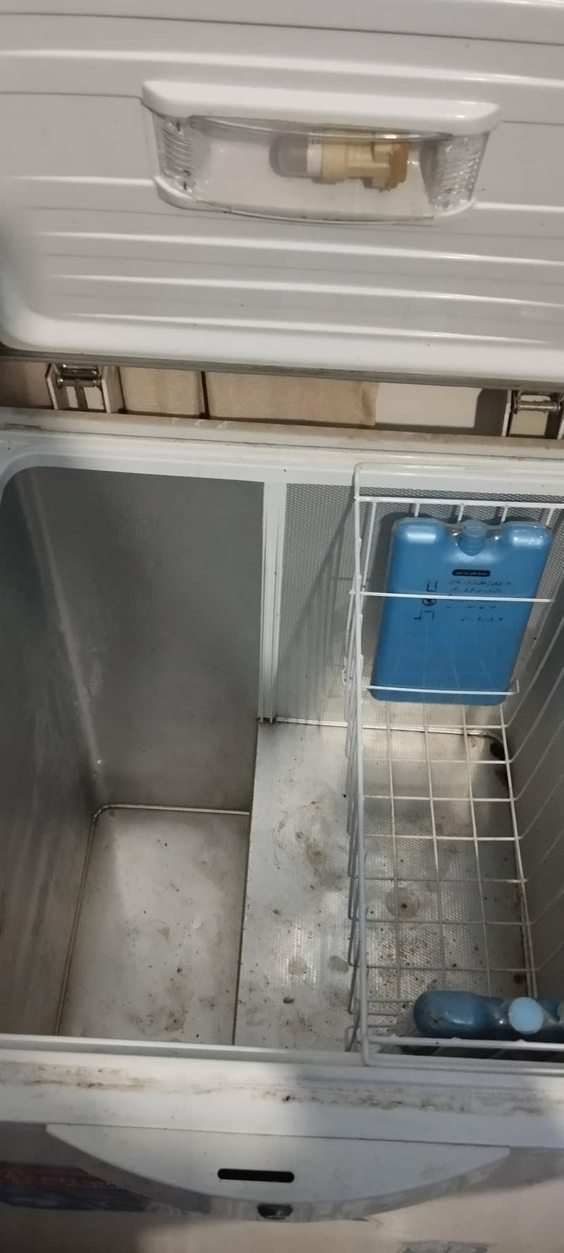 Dawlance deep freezer 2