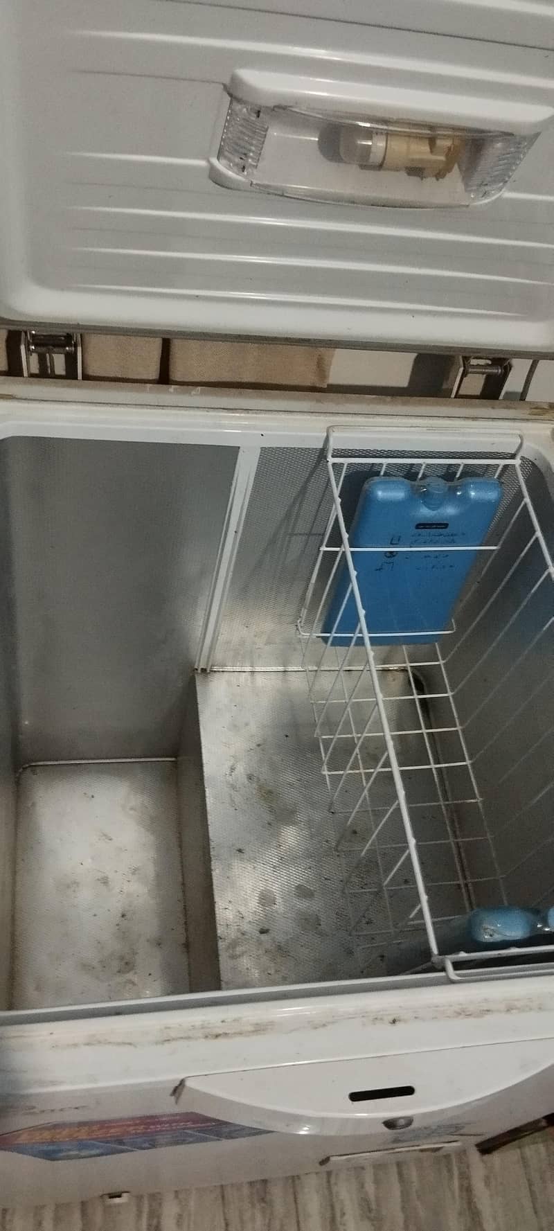 Dawlance deep freezer 3