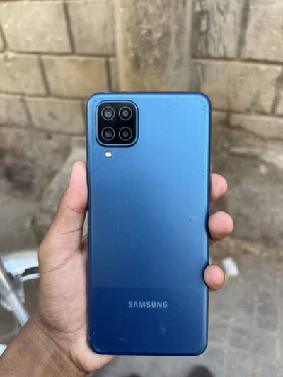 Samsung A12