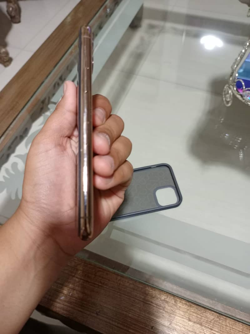 Apple iPhone 11 Pro JV 2