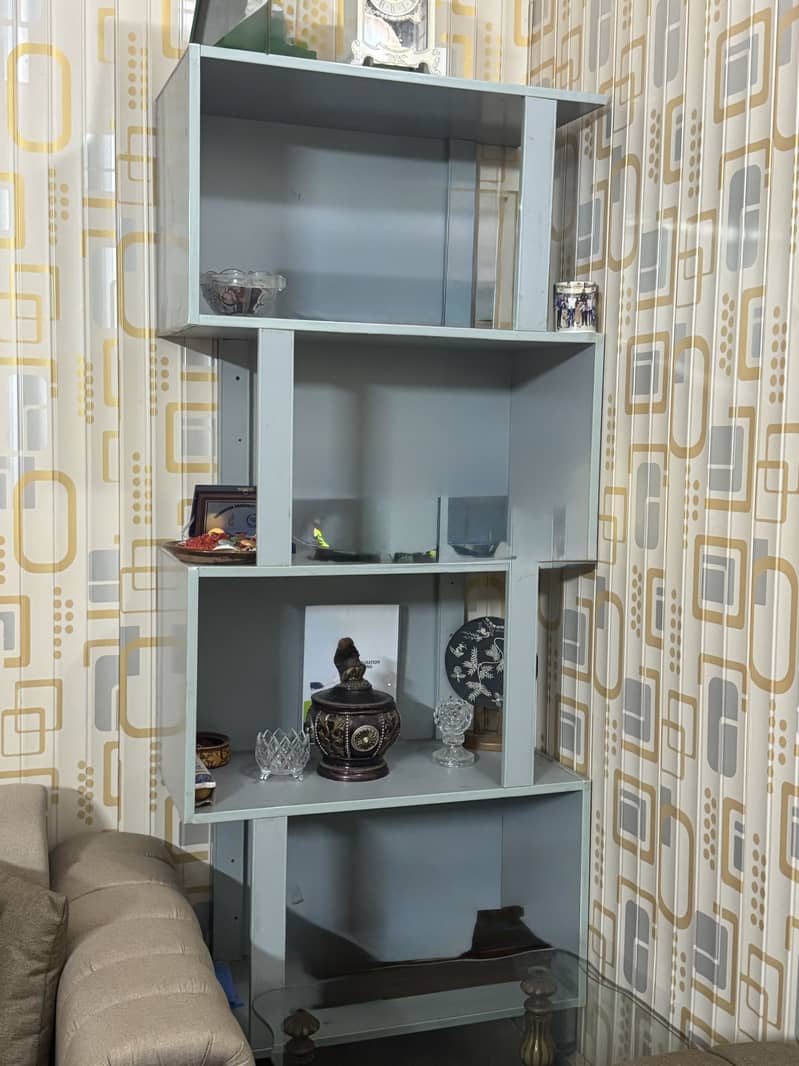 shelf 0