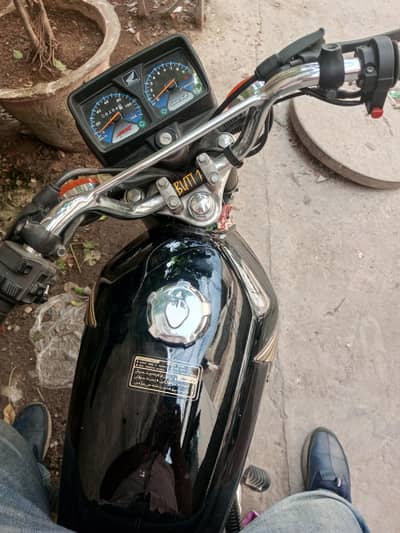 self start Honda 03280058008 pr rabta kre