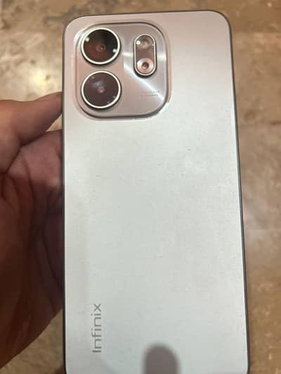 10/10 cond infinix smart 9 (128gb/4)