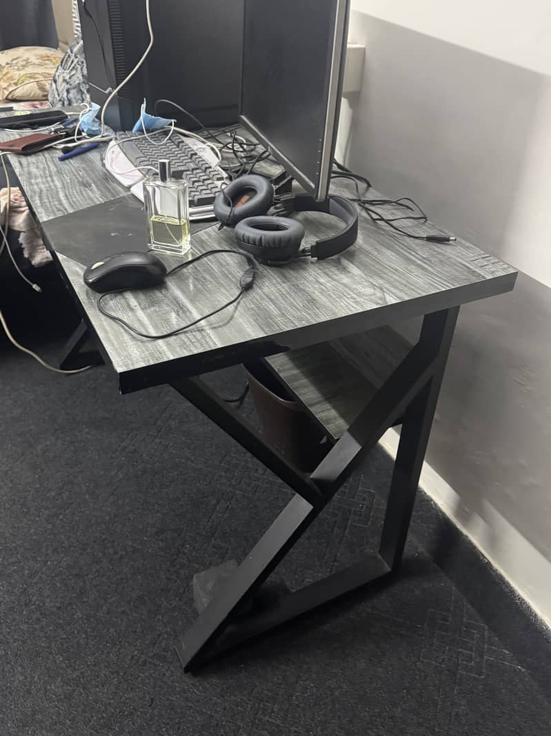 computer table for sale 1