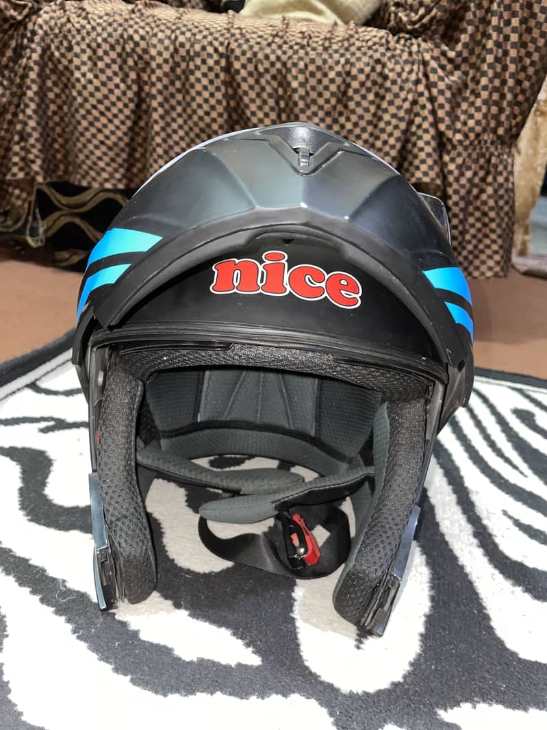 Nice Helmet 6