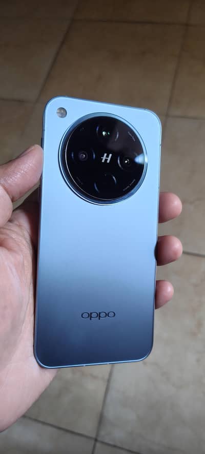 selling oppo find x8