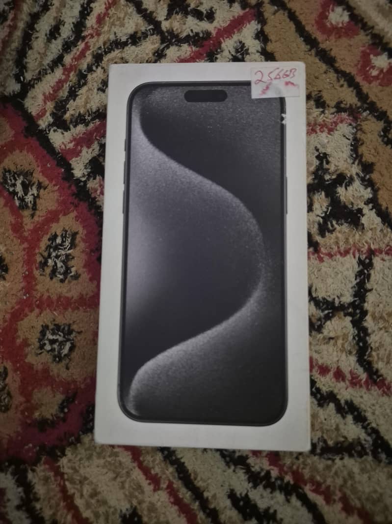 IPhone 15 pro max 3