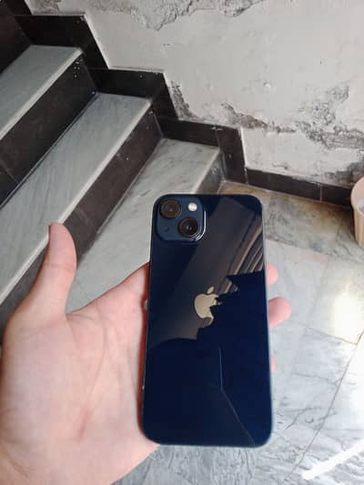 iPhone 13 factory unlock