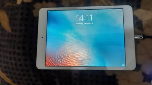 iPad mini 2 for sale in lush condition