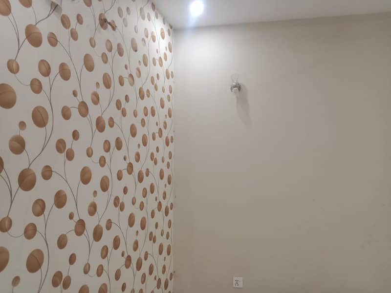 FLAT FOR RENT 5