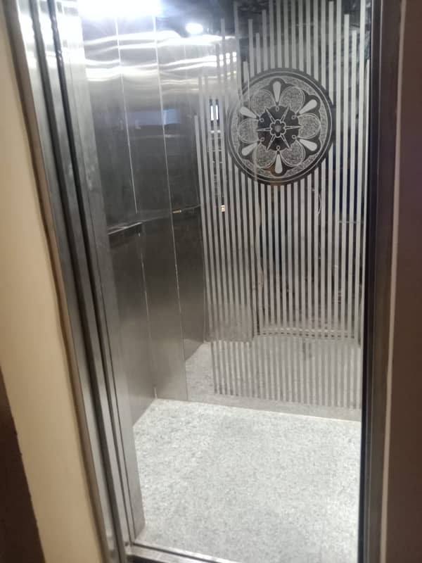 FLAT FOR RENT 14