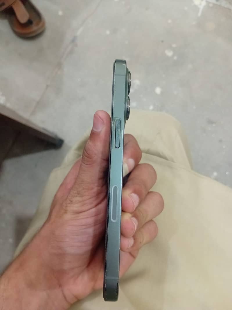 13pro all ok ha mana exchange karna 14pro ka sath 1