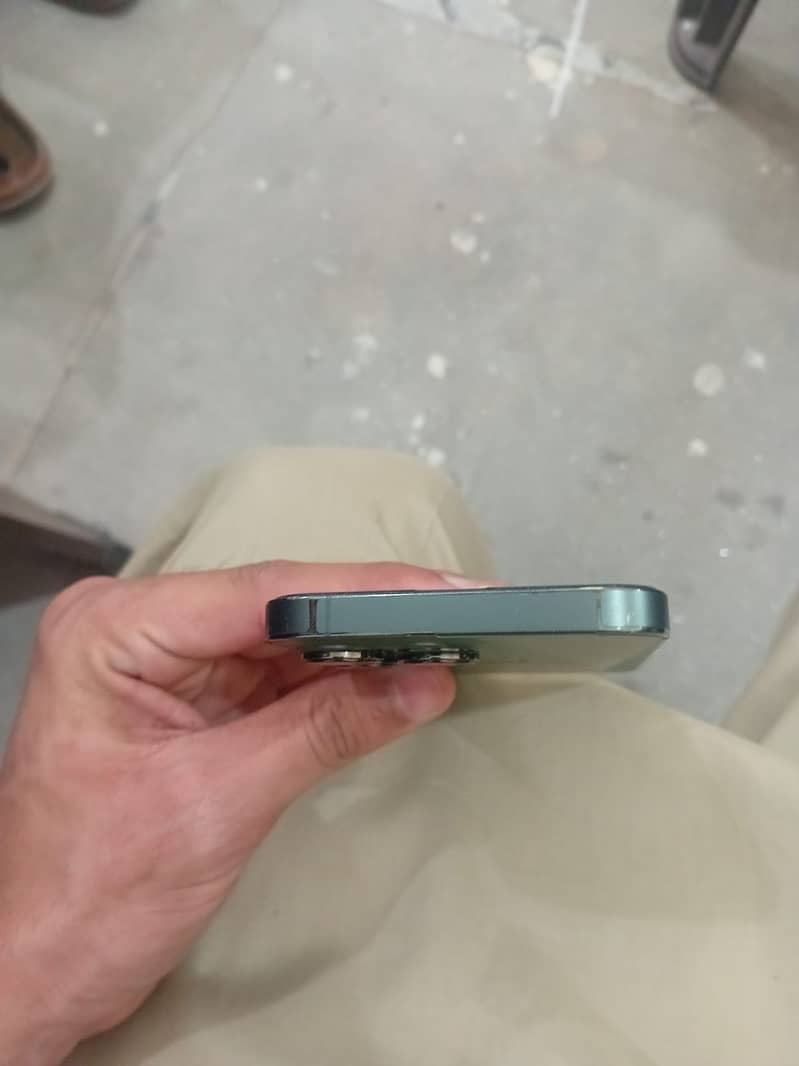 13pro all ok ha mana exchange karna 14pro ka sath 2