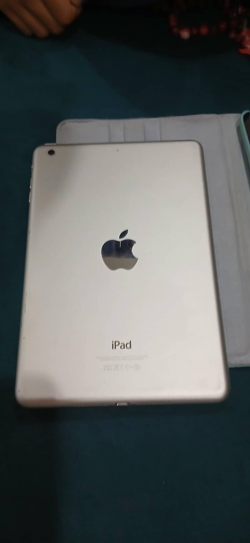 apple iPad 10/10 condition 3