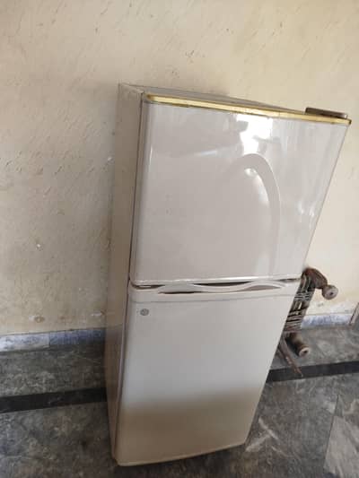 Dawlance small size refrigerator double door