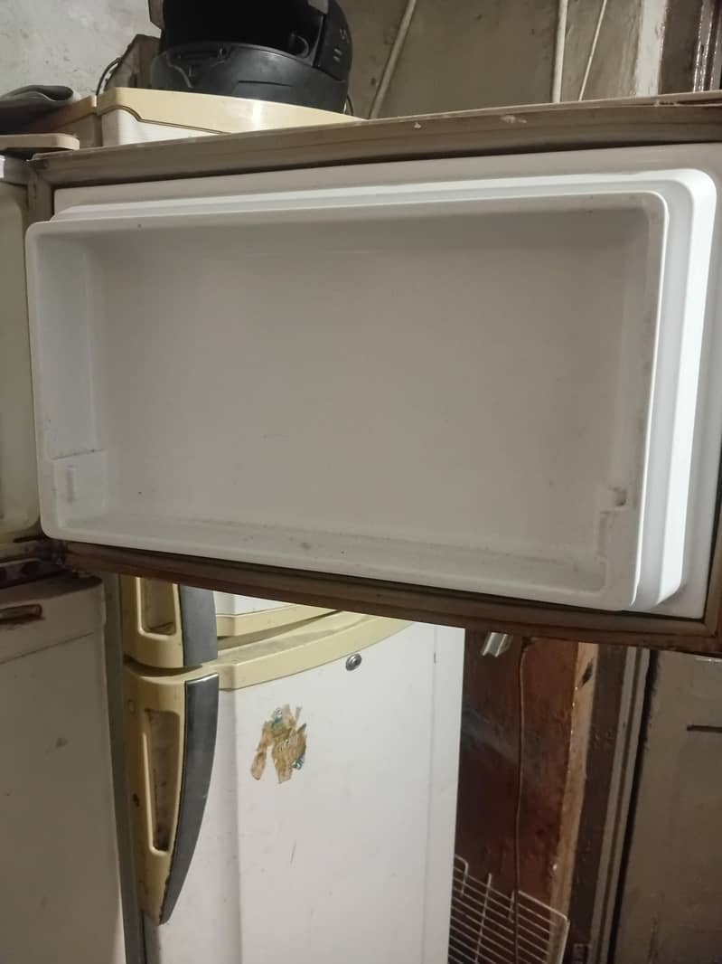Fridge 1