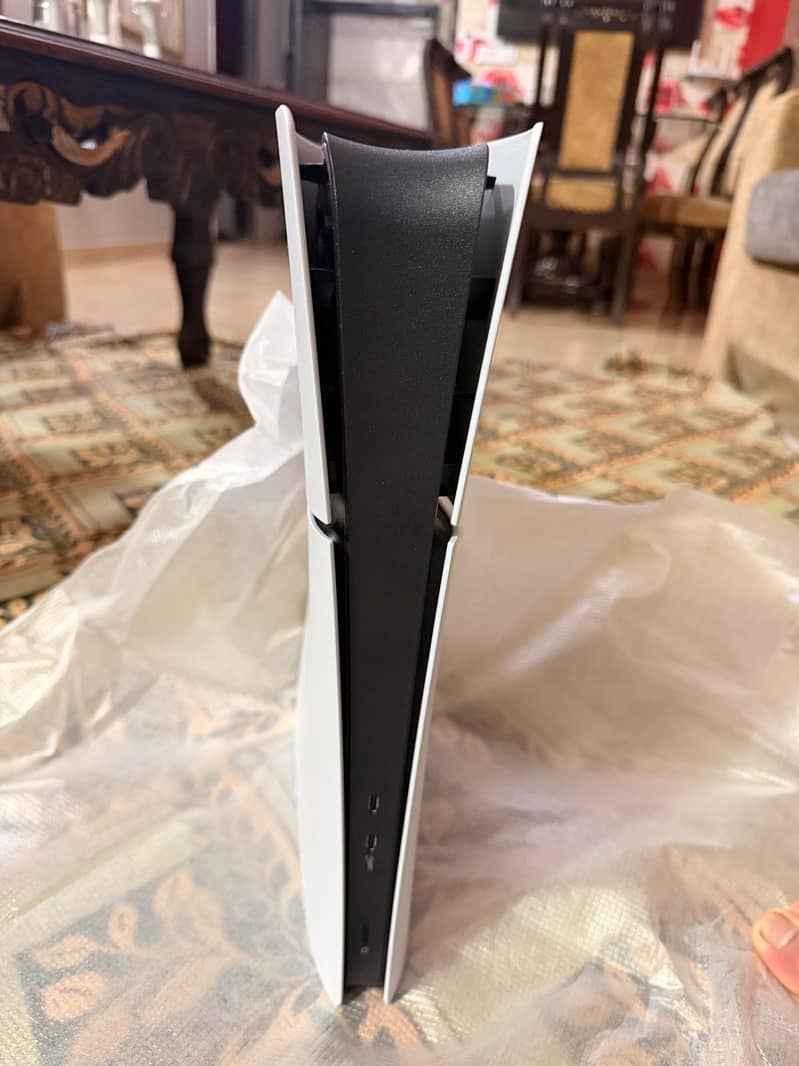 Ps5 Slim digital without box 4