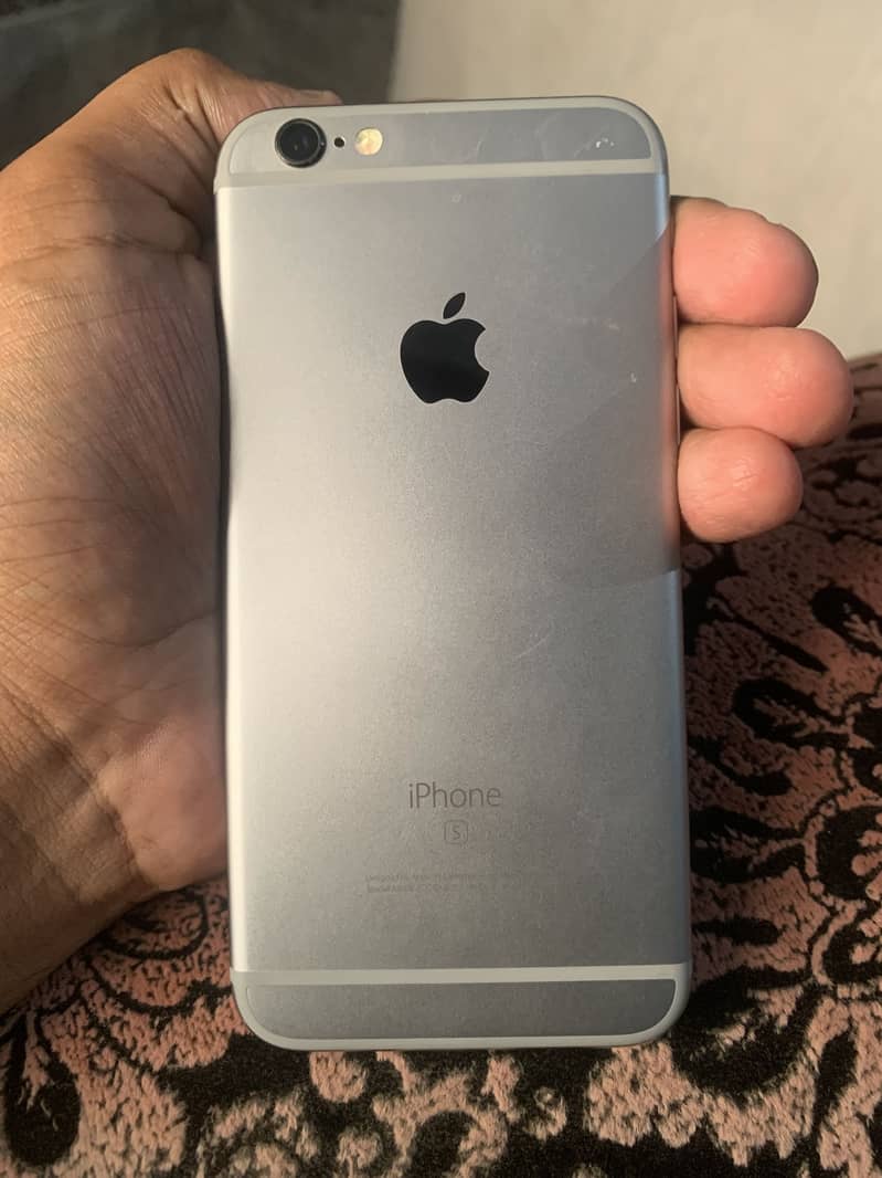 iPhone 0