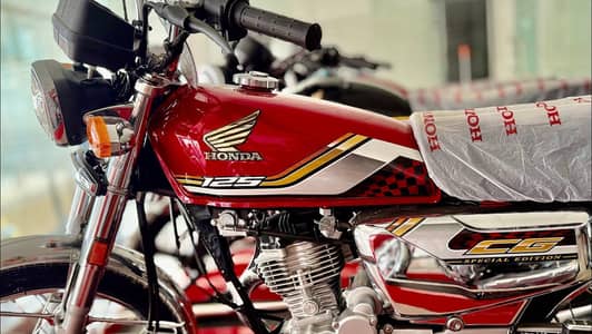 honda 125 specia edition  self red