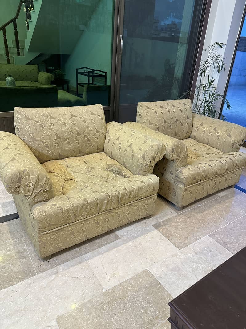 5 seater sofa 0