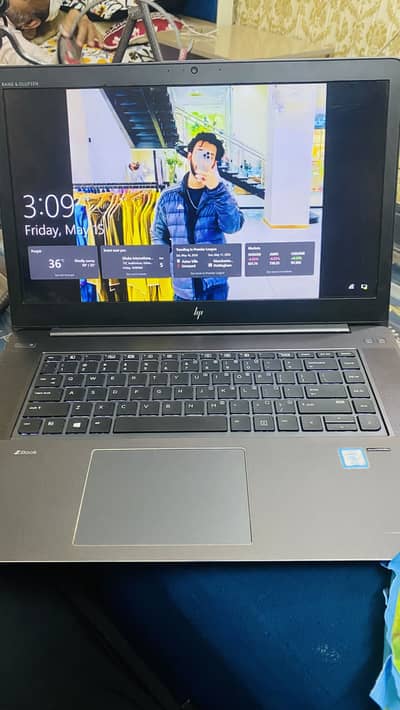 HP ZBook Studio G4