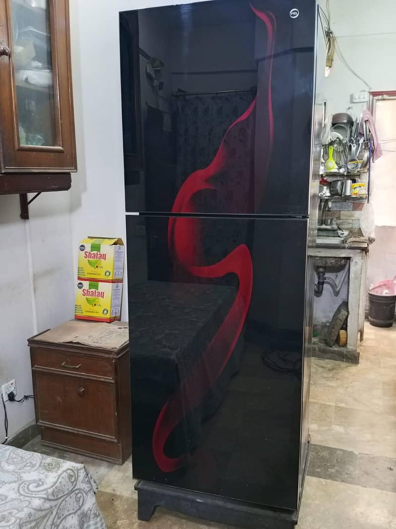 refrigerator 0