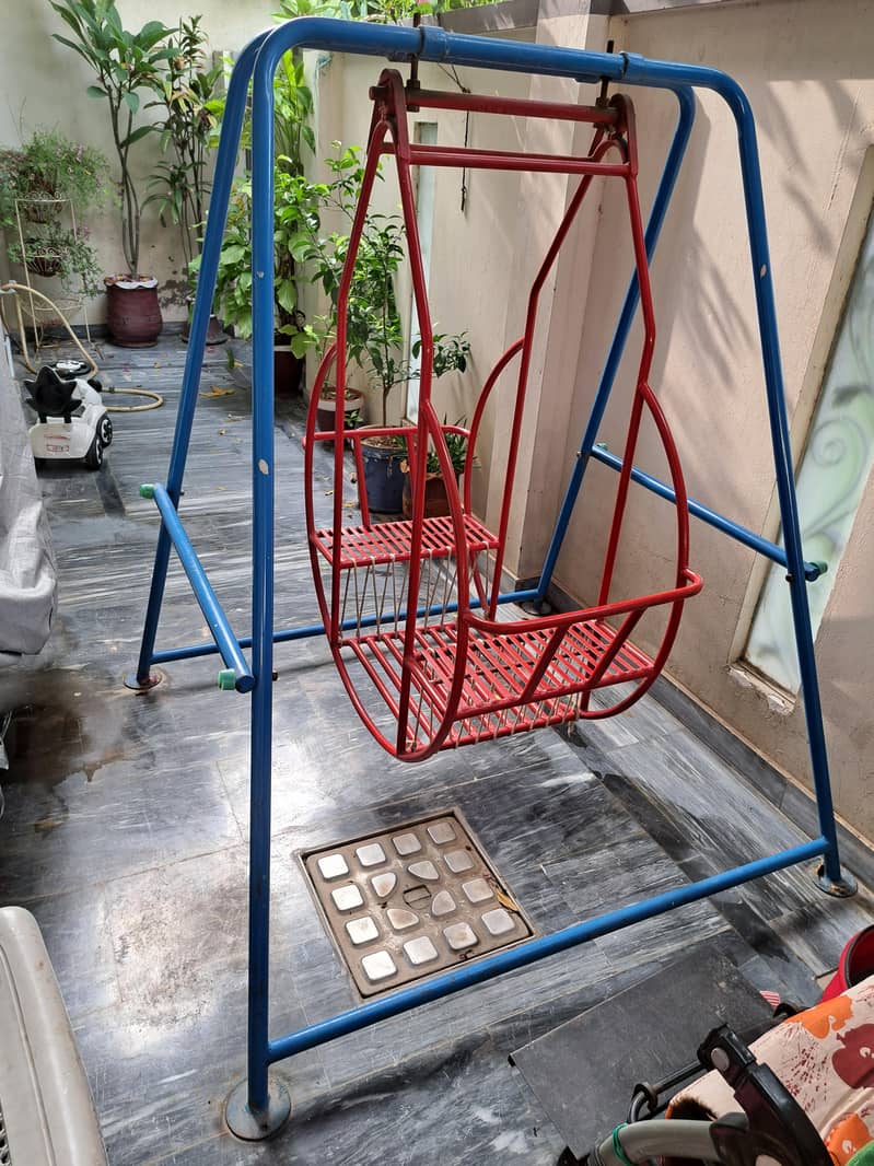 Solid material swing  is for sale 1