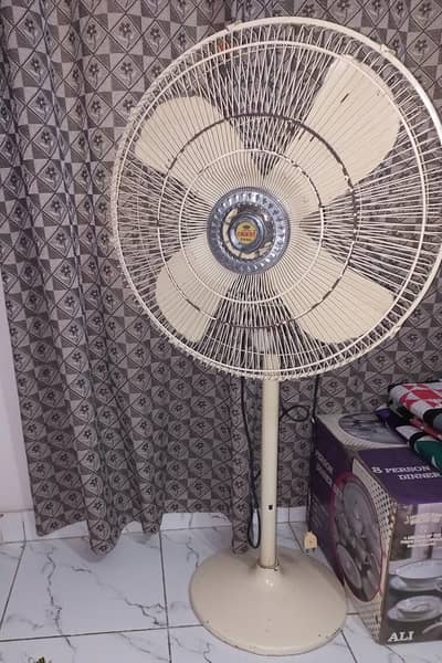 Pedestal Fan for Sale - Excellent Working Condition