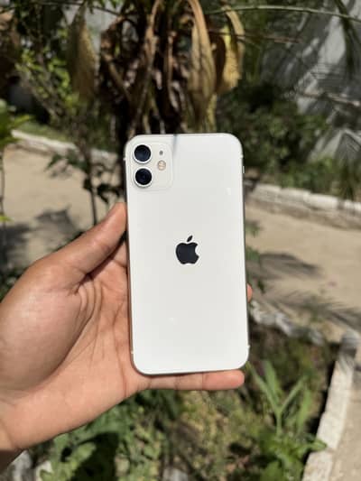 iPhone 11 64GB NON PTA Factory unlock