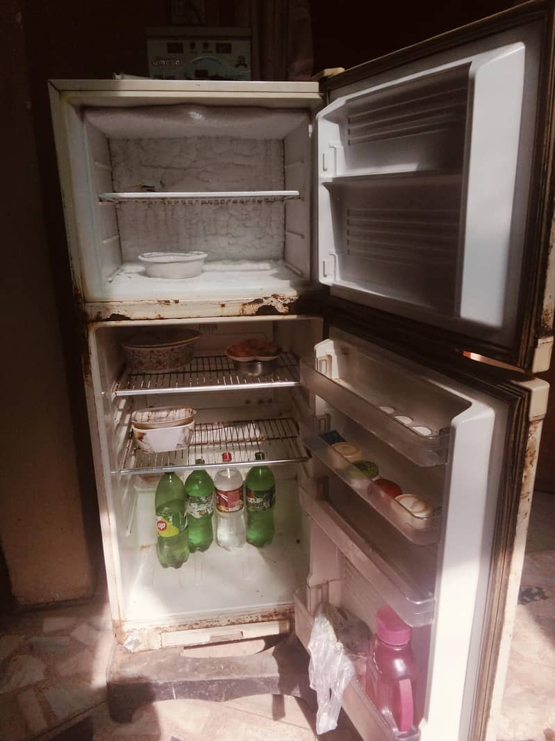 Dawlance Refrigerator 3