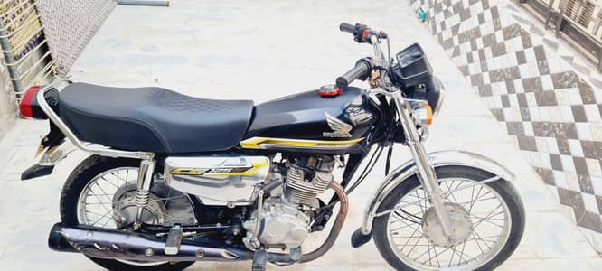 CG 125 selfstar