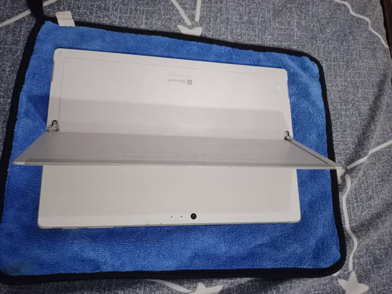Surface pro tablet 4