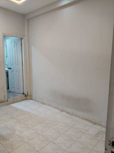 2 bed non furnished apartment available for rent