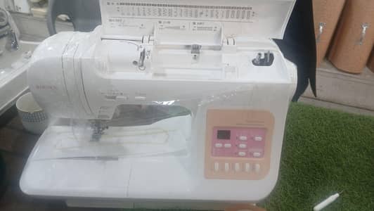 Original Singer imported sewing machine (new model)
