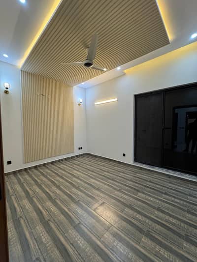 Bahria Orchard C Block 5maral House Brand New
