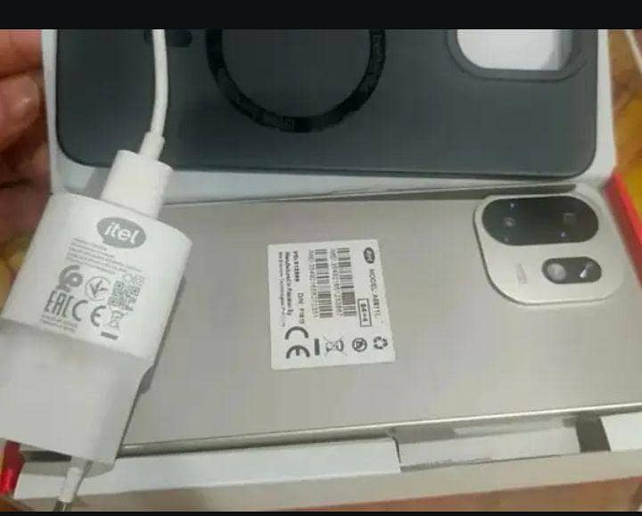 iTel A100C 2