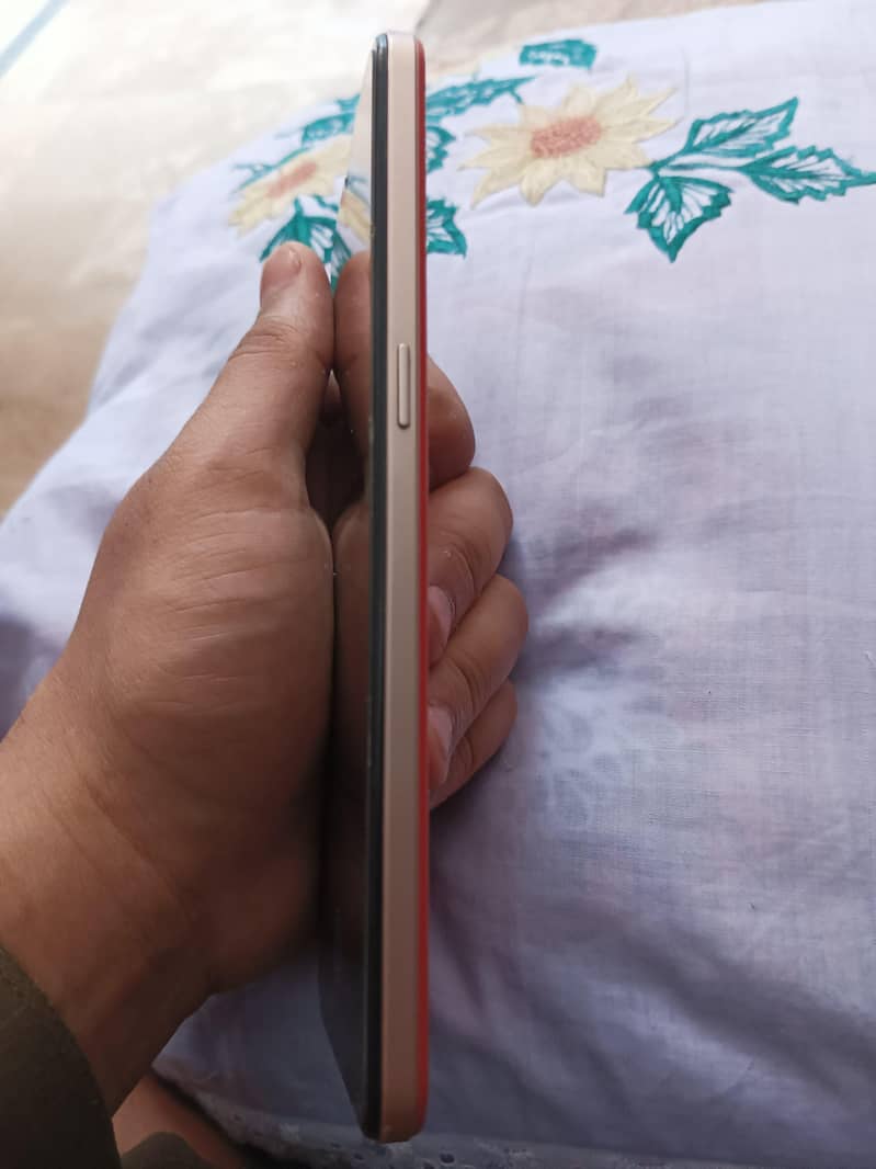 oppof17 1