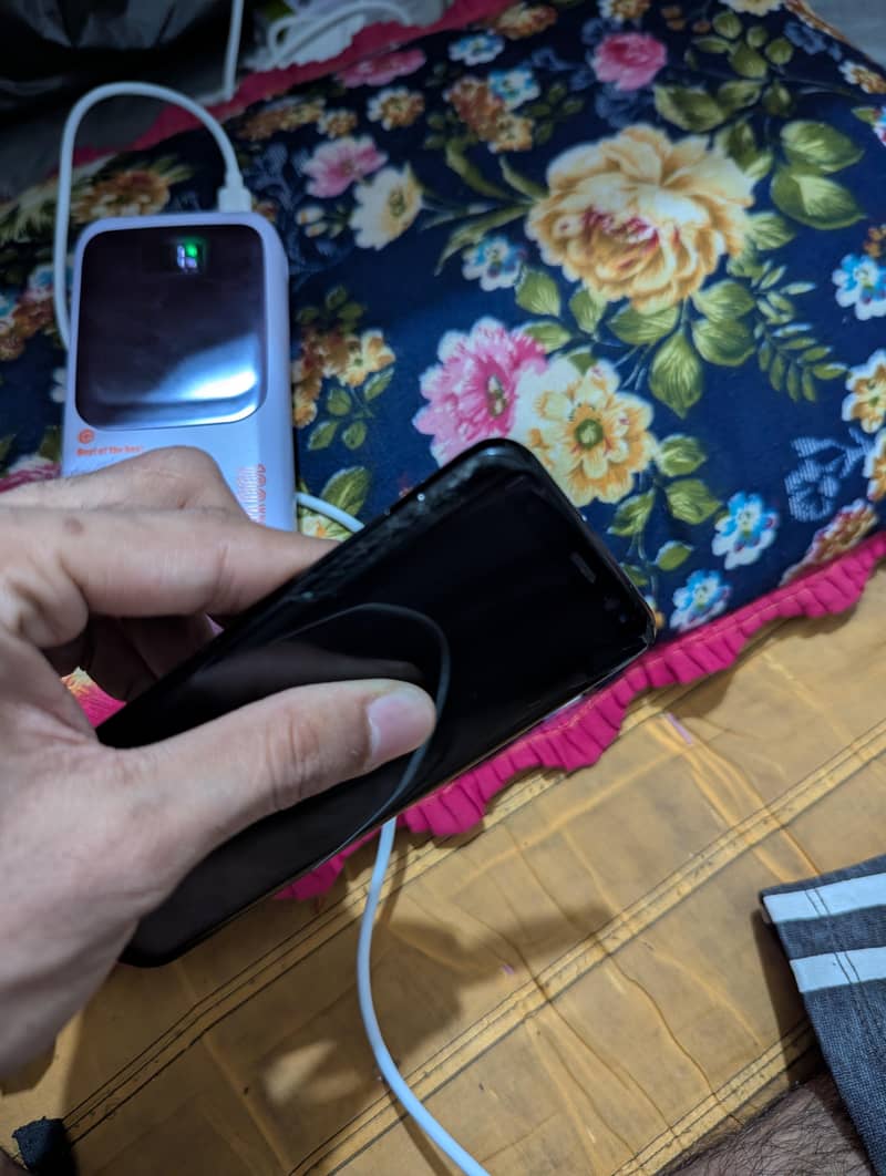 Samsung S8 4