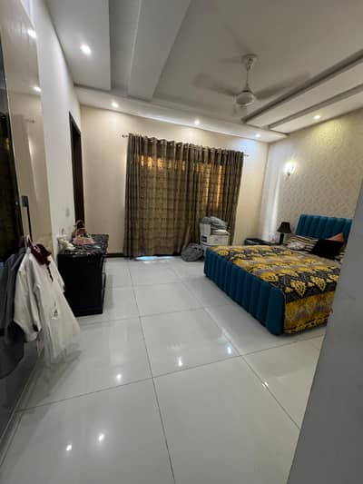 1 Kanal Upper Portion For Rent in Prime Location